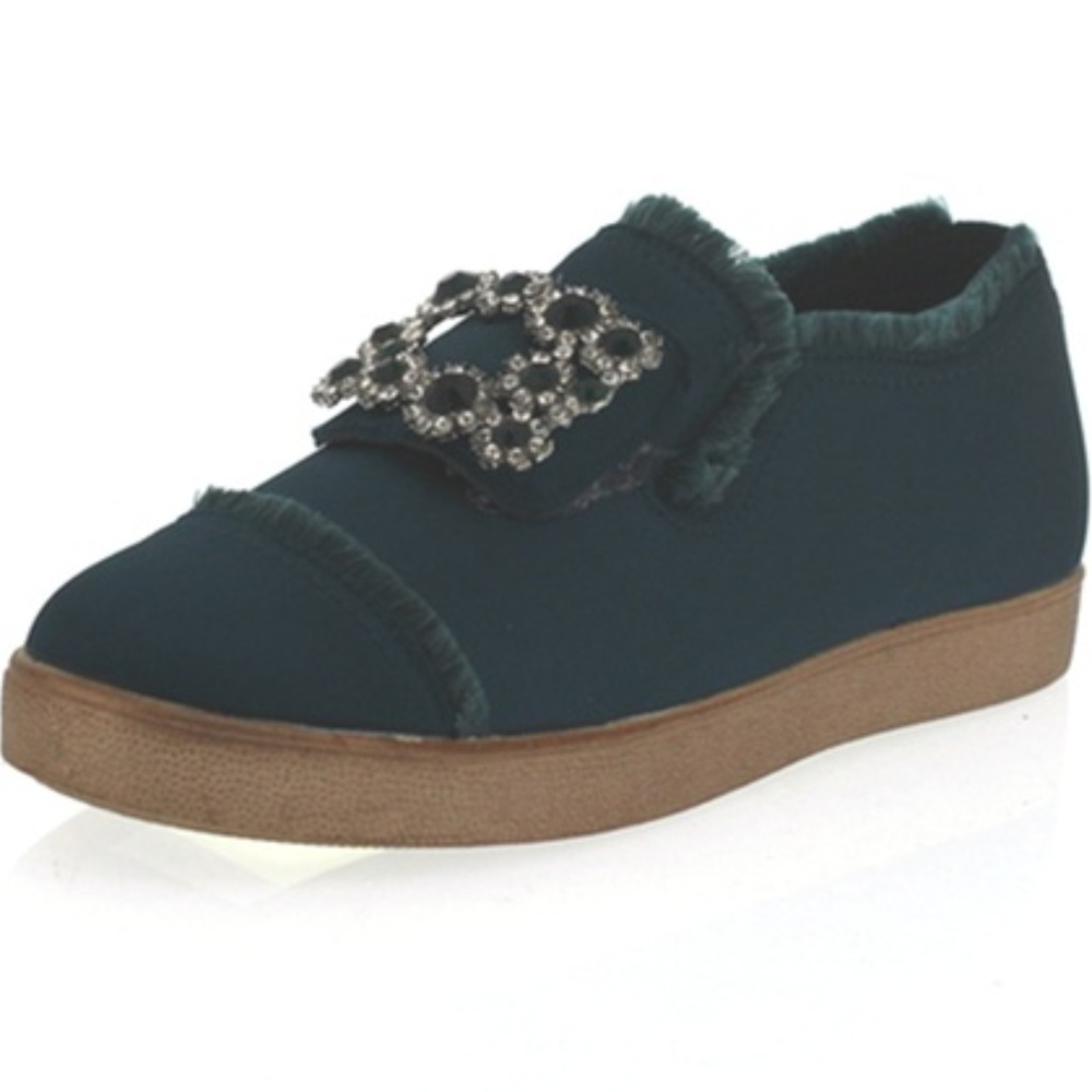 Fashionable Sneaker